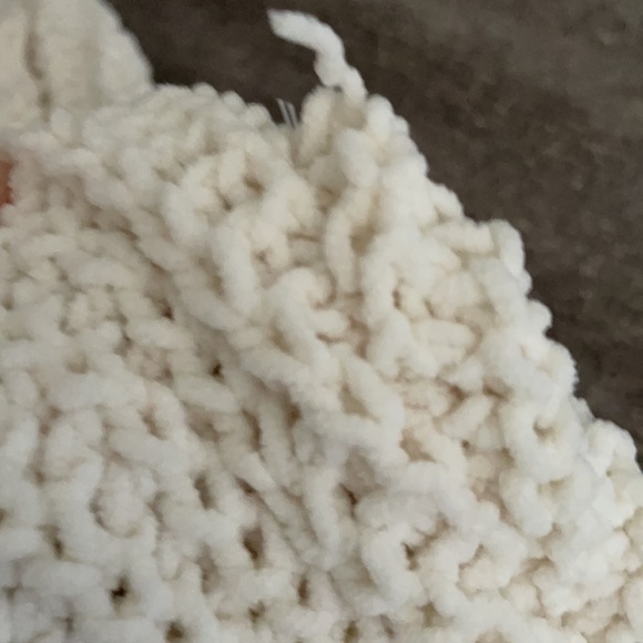 Princess Polly Chenille V Neck Oversized Sweater - Picture 5 of 6